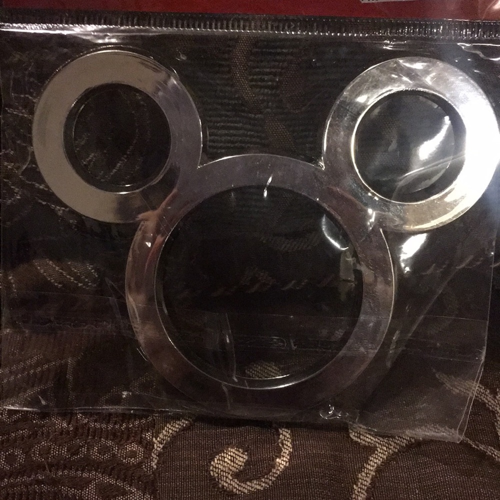 Micky Auto Emblem 😍💗🥰